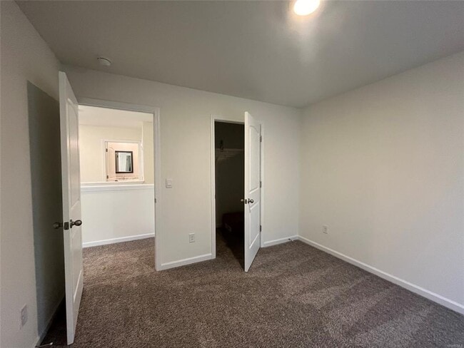 Building Photo - 3336 Meriwether Dr