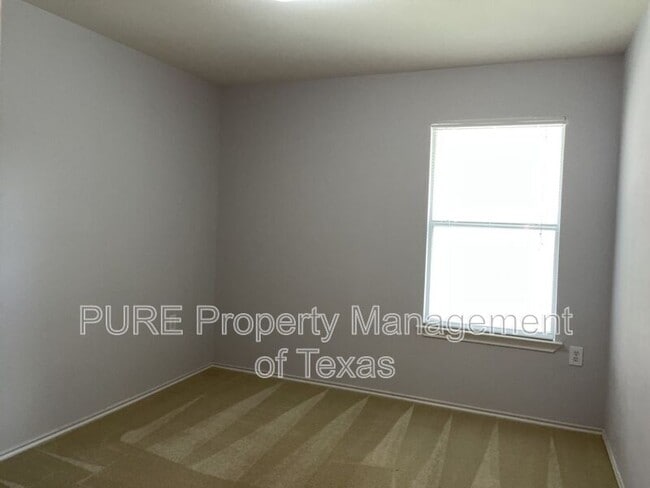 Building Photo - 9005 Sun Shower Bend