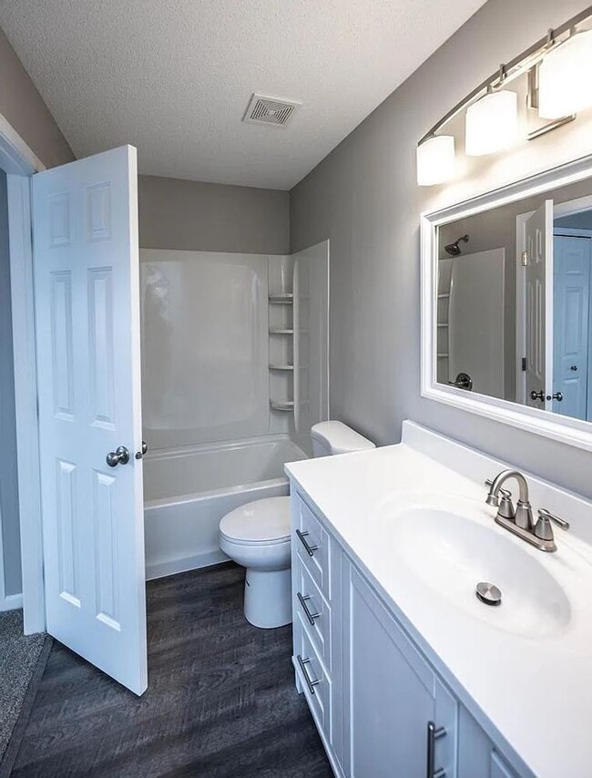 Building Photo - 8919 Ladino Cir