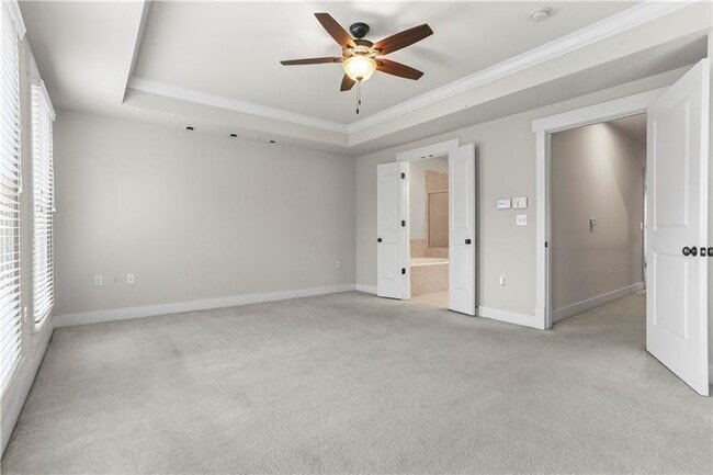 Building Photo - 900 River Vista Drive