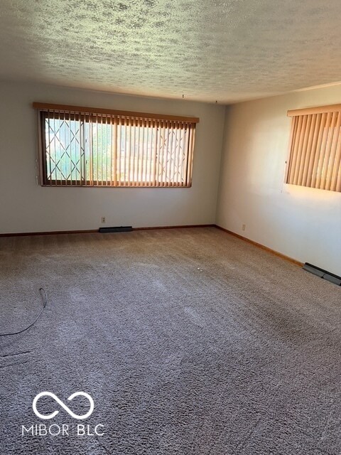 Building Photo - 6718 Twin Brooks Dr