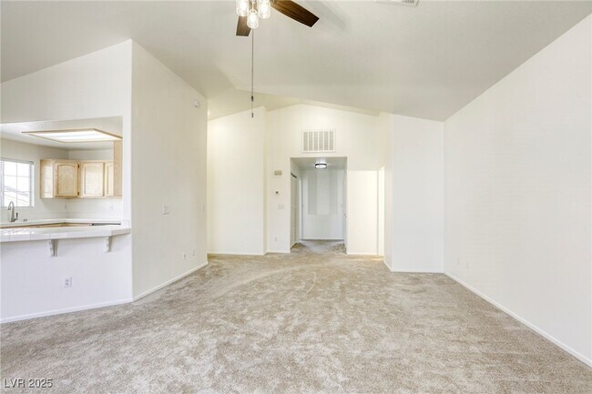 Building Photo - 8301 Boseck Dr