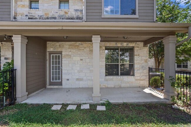 Building Photo - 9201 Brodie Ln