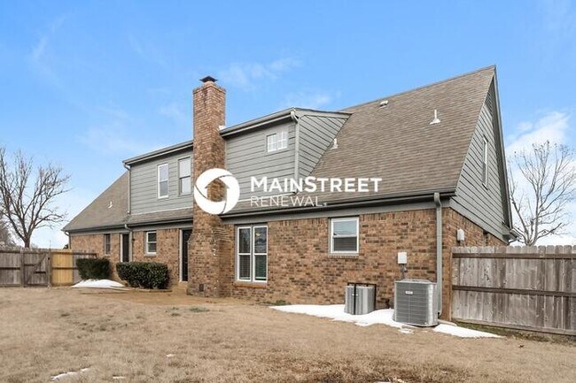Building Photo - 4 Bedroom Pet-Friendly Home in COLLIERVILLE, TN with Main Street Renewal