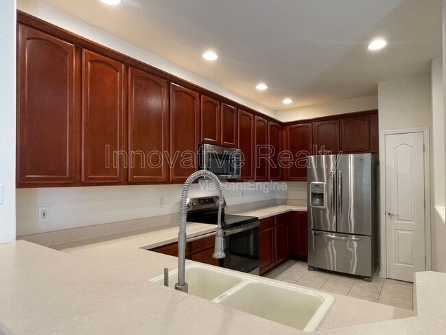 Building Photo - 17321 Promenade Dr