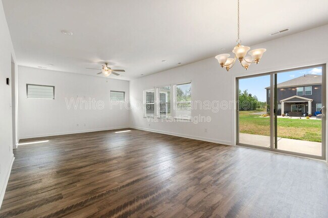 Building Photo - 4962 Durneigh Dr