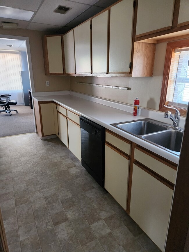 Building Photo - 433 S Mineral St