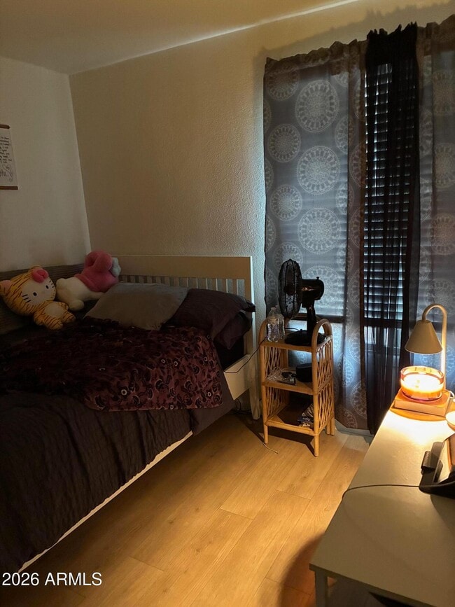 Building Photo - 601 N May