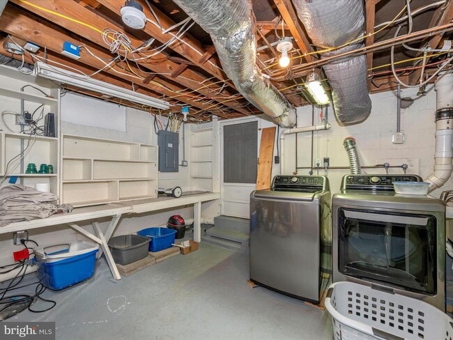 Building Photo - 413 Pangborn Blvd