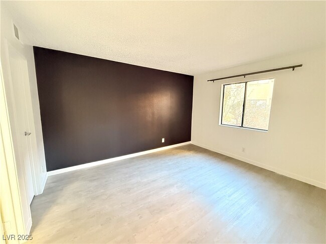 Building Photo - 601 Cabrillo Cir