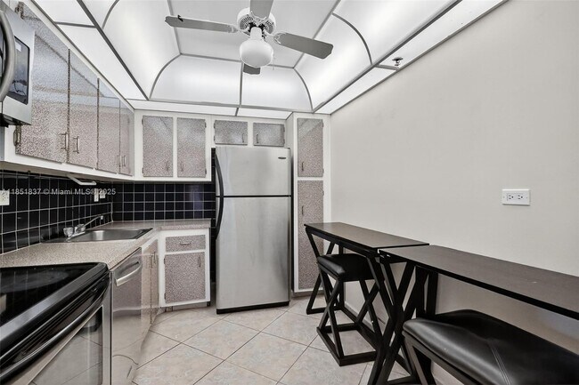 Building Photo - 20355 NE 34th Ct