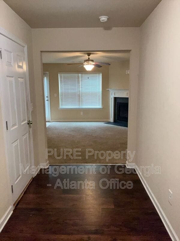 Building Photo - 400 Brookwood Crossing