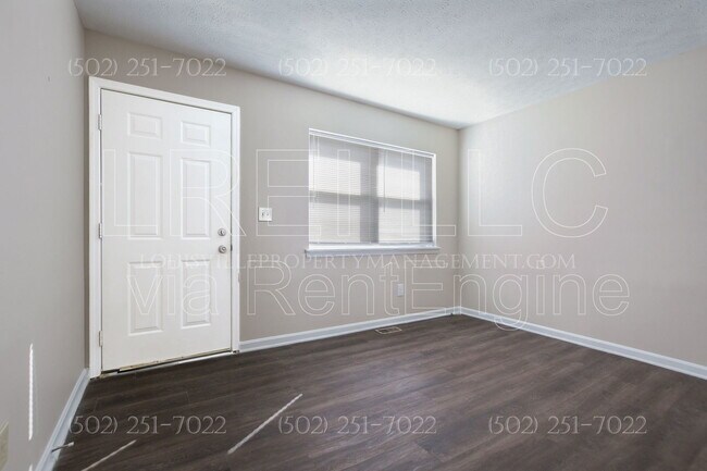 Building Photo - 118 Fairview Ave