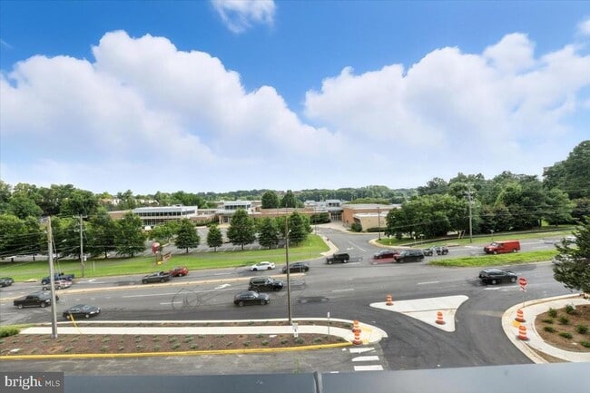 Building Photo - 2016 Tysons Ridgeline Rd