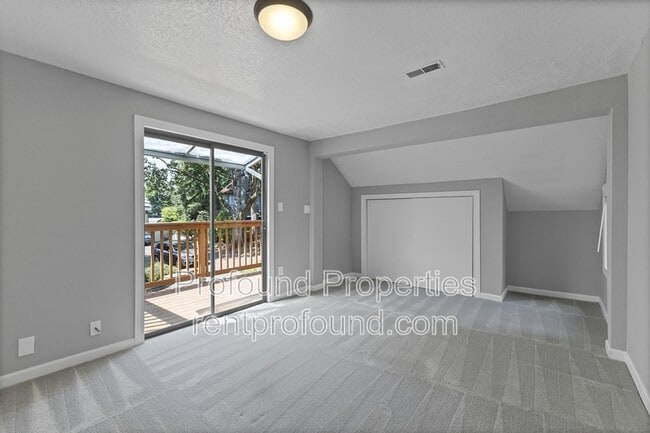 Building Photo - 12340 NW McDaniel Rd