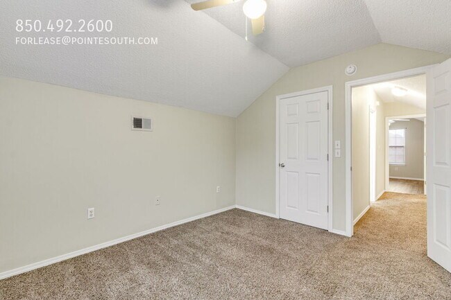 Building Photo - 917 Claeven Cir