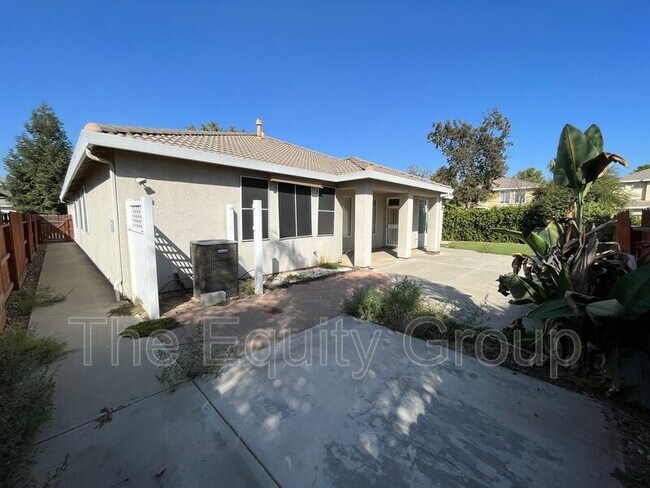 Building Photo - 2933 W Harold Ct