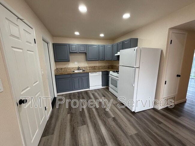 Building Photo - 1200 Wayland Ave