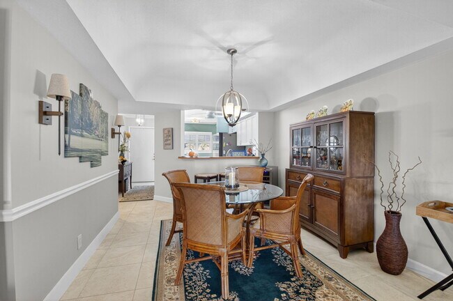 Building Photo - 23279 Barwood Ln N