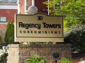 Building Photo - Regency Tower Condo LLC