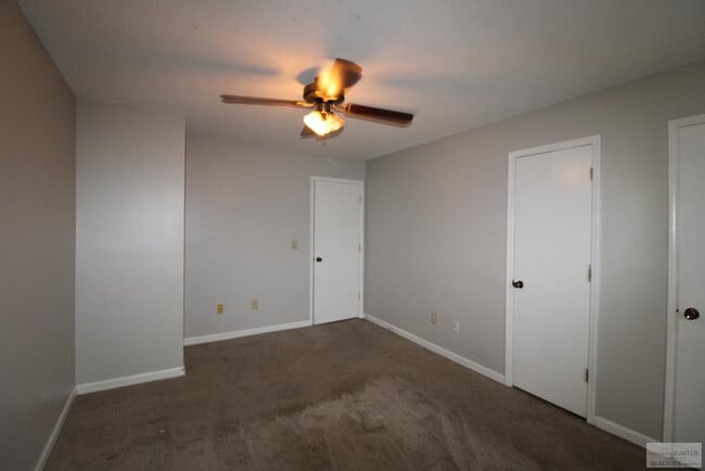 Building Photo - 2012 Gion St