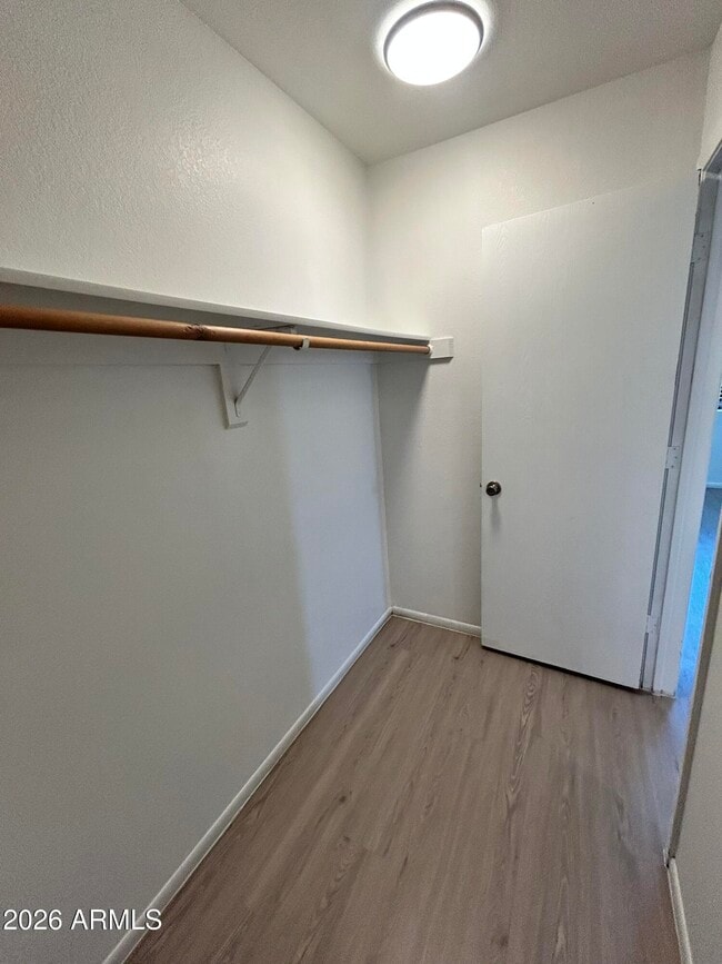 Building Photo - 2040 S Longmore