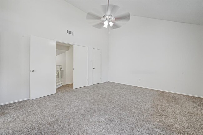 Building Photo - 6235 W Willow Bluff Rd