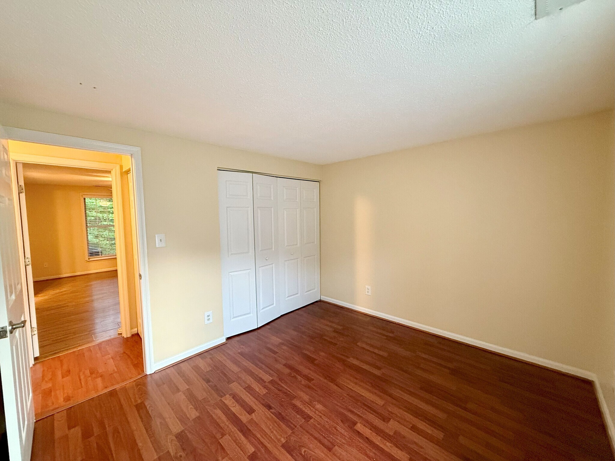 Building Photo - 2909 Golden Oak Ct