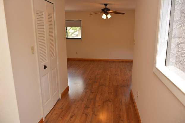 Building Photo - 493 Meadowood Blvd