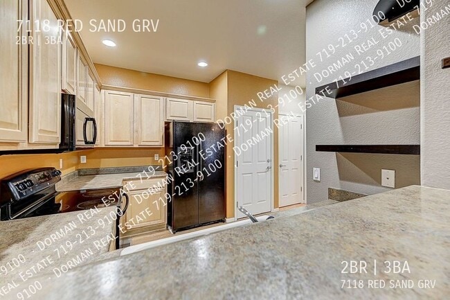 Building Photo - 7118 Red Sand Grove
