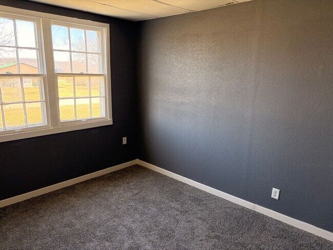 Building Photo - 46 Blackhawk Rd