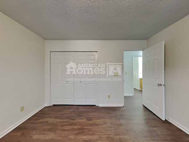 Building Photo - 149 Rose Street