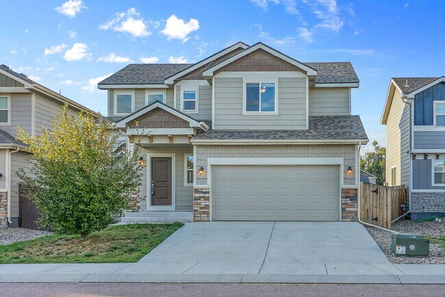 Primary Photo - $2,095 - 3 Bed, 2.5 Bath Home in Colorado ...