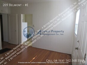 Building Photo - 209 Belmont-#E