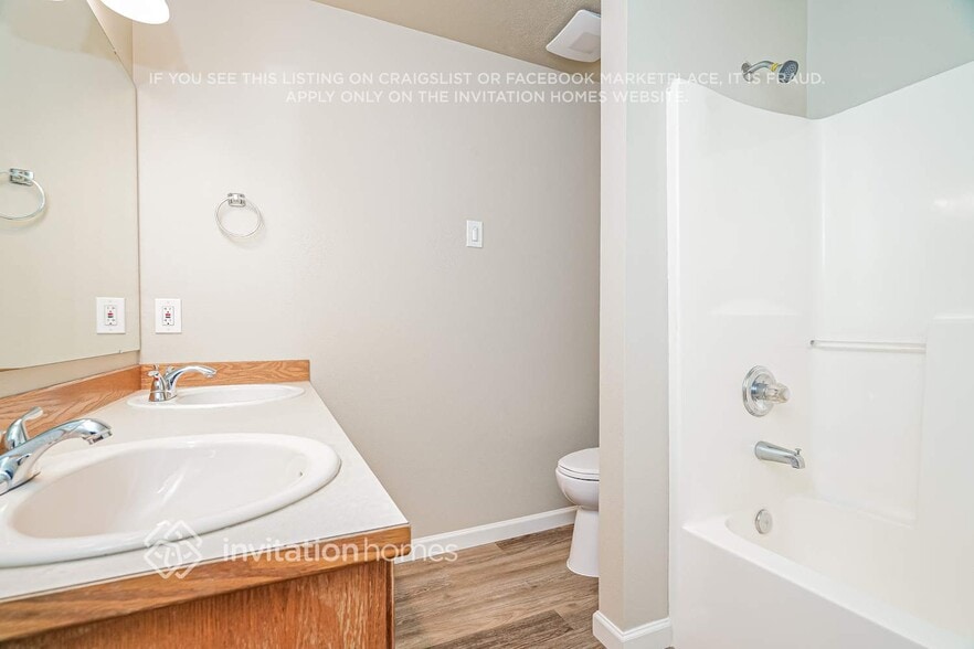 Building Photo - 21006 Springhaven Way E