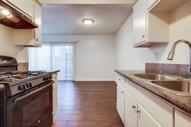 Interior Photo - 6205 8th Ave