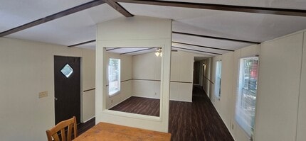 Building Photo - 218 Fairhaven St