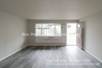 Building Photo - Upgraded 1bd 1ba apartment with fenced in ...