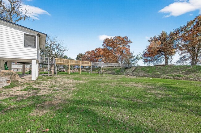 Building Photo - 29927 County Rd 25