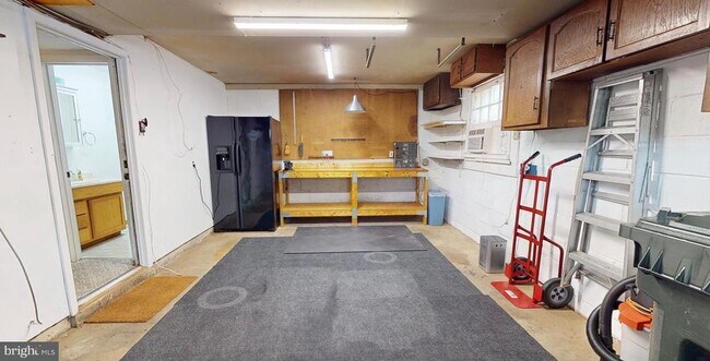 Building Photo - 13501 Kelmont Ct