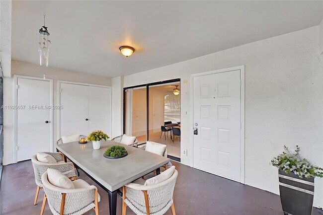 Building Photo - 9340 SW 61st Way