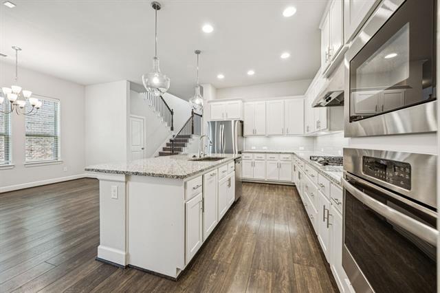 Building Photo - 13721 Parkline Wy