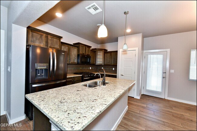 Building Photo - 14925 Willie Worsley Ave