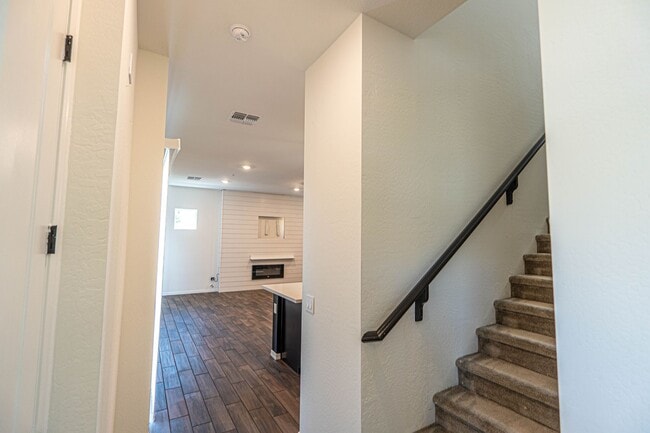 Building Photo - Not Your Average Rental – Style, Space & L...