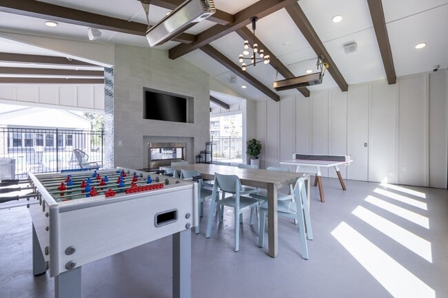 Building Photo - Solace at Rainier Ridge