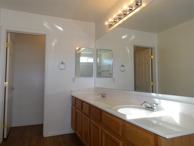 Building Photo - 3039 W Perdido Way