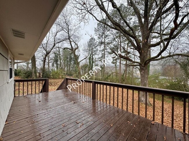 Building Photo - 3906 Forest Highland Cir