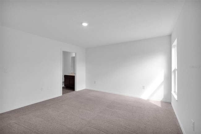 Building Photo - 192 Athabasca Dr