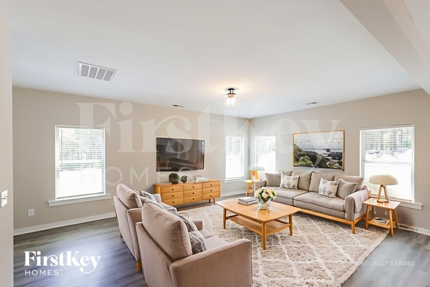 Building Photo - 15638 Capstone Blvd