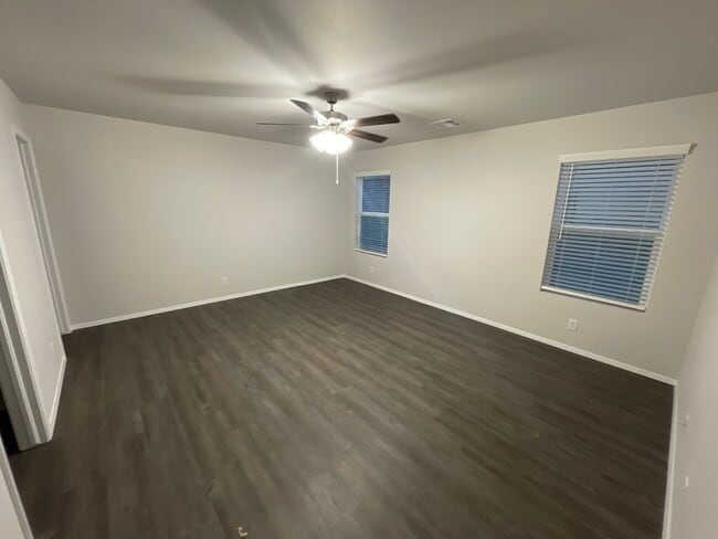 Building Photo - *Pre-leasing* Three Bedroom | Two Bath Hom...